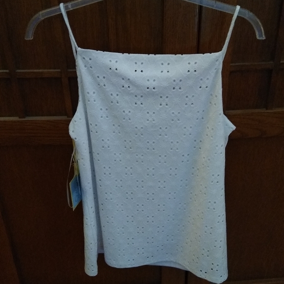 CeCe Women's Top - Picture 3 of 3